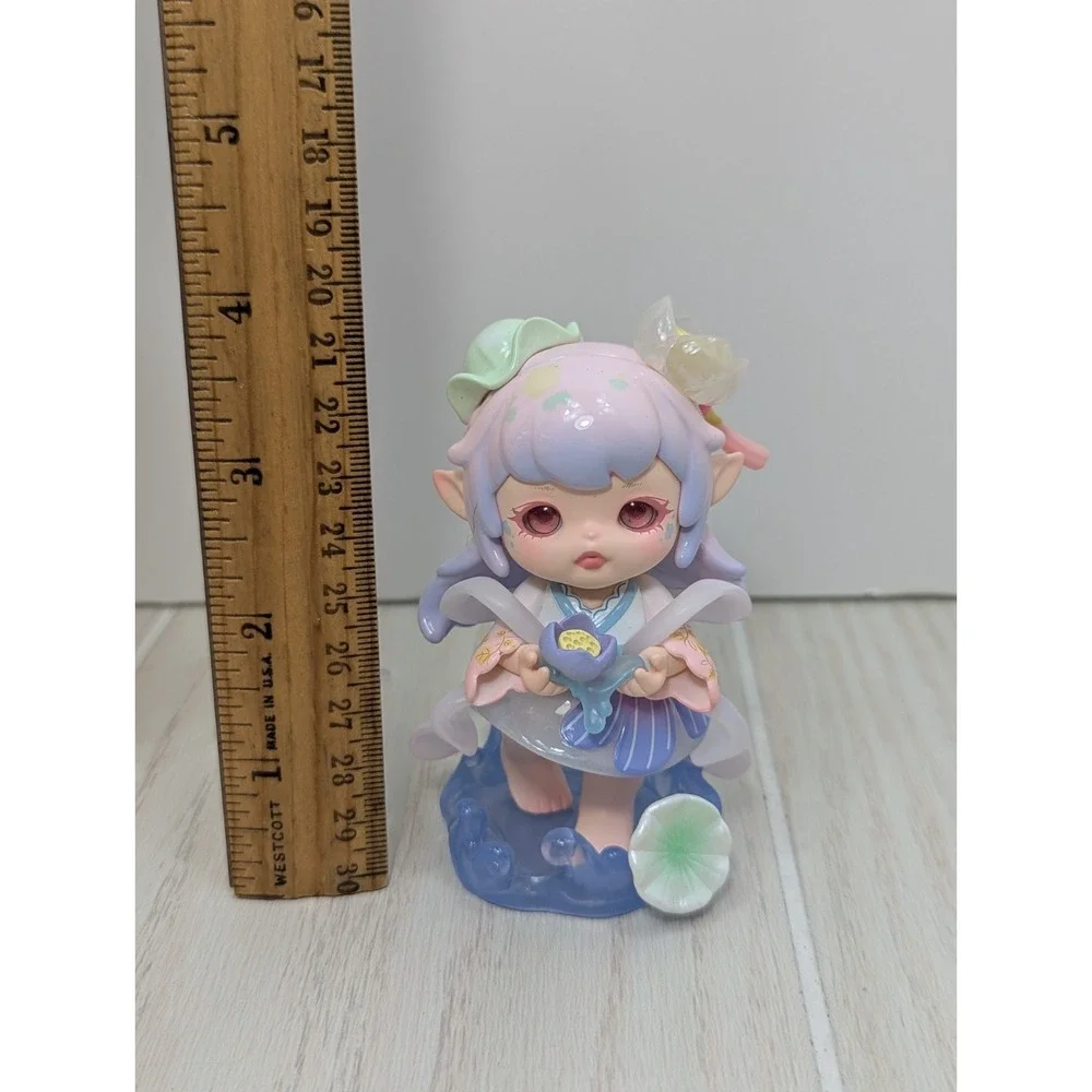 FLORA Compendium of Materia Medica Blind Box Water Lily Figure Box‎ Card